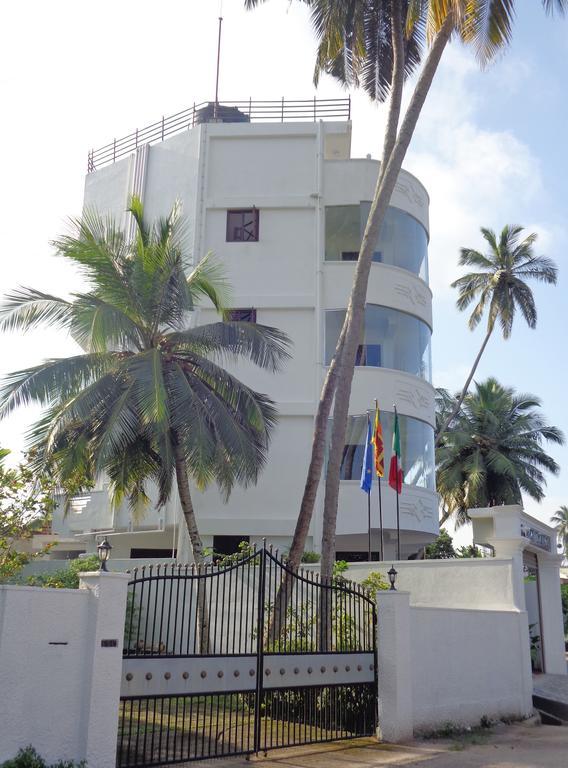 Hotel Italia Ambalangoda  Exterior photo